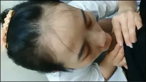 Em gái quảng nam lén lút mút liếm cho con ghệ trong phòng tắm